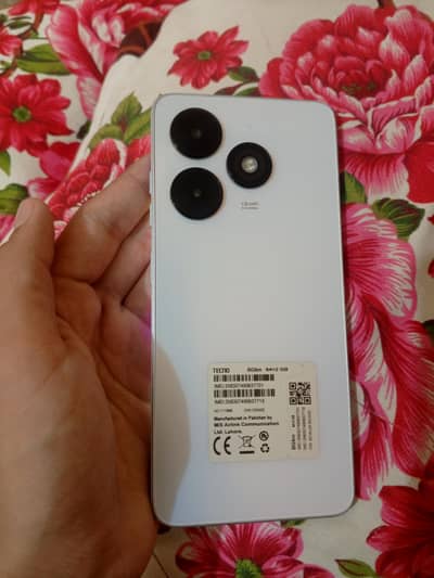 Tecno Spark Go. 2024