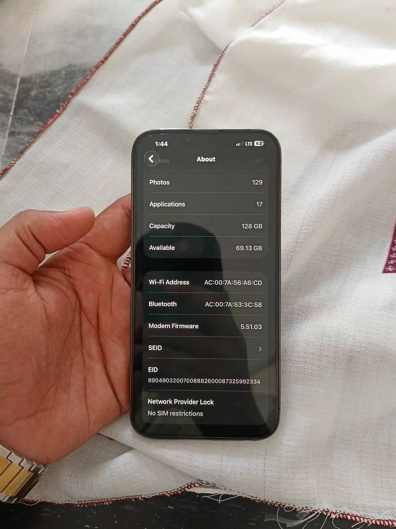 Apple iPhone 13 Pro Max 6