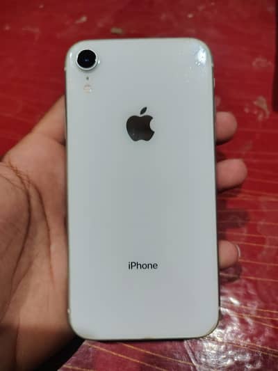 Apple iPhone XR