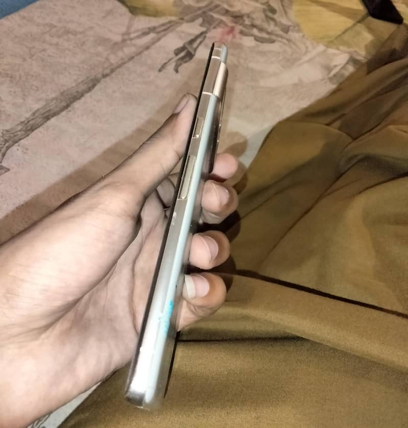 Google Pixel 7 Pro 6