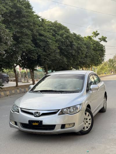 Honda civic 2010 i-vtec prosmatec in extra ordinary condition