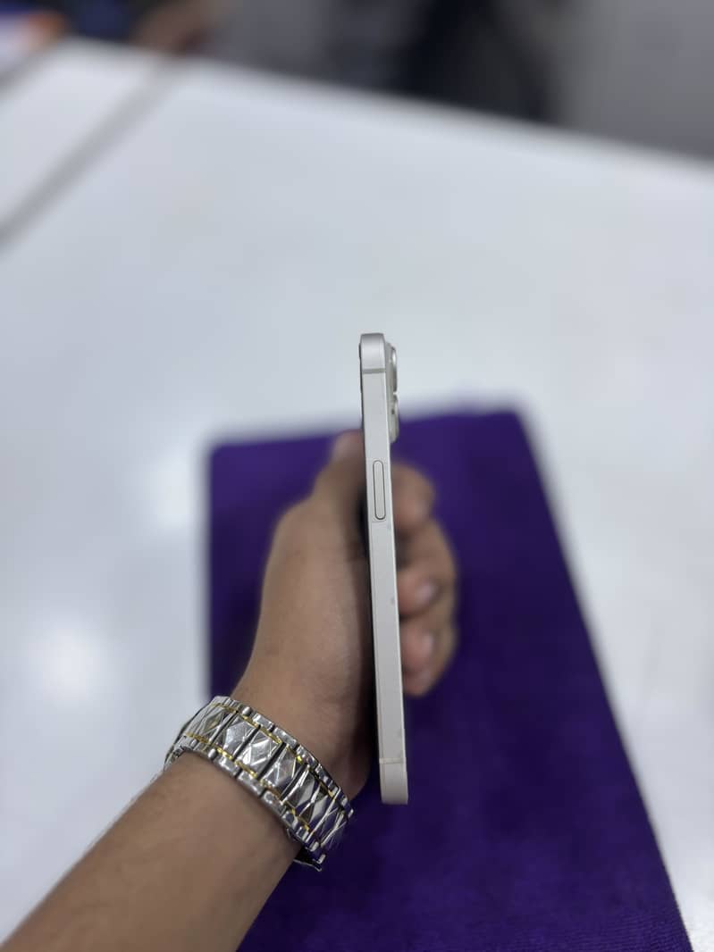 Apple iPhone 14 6