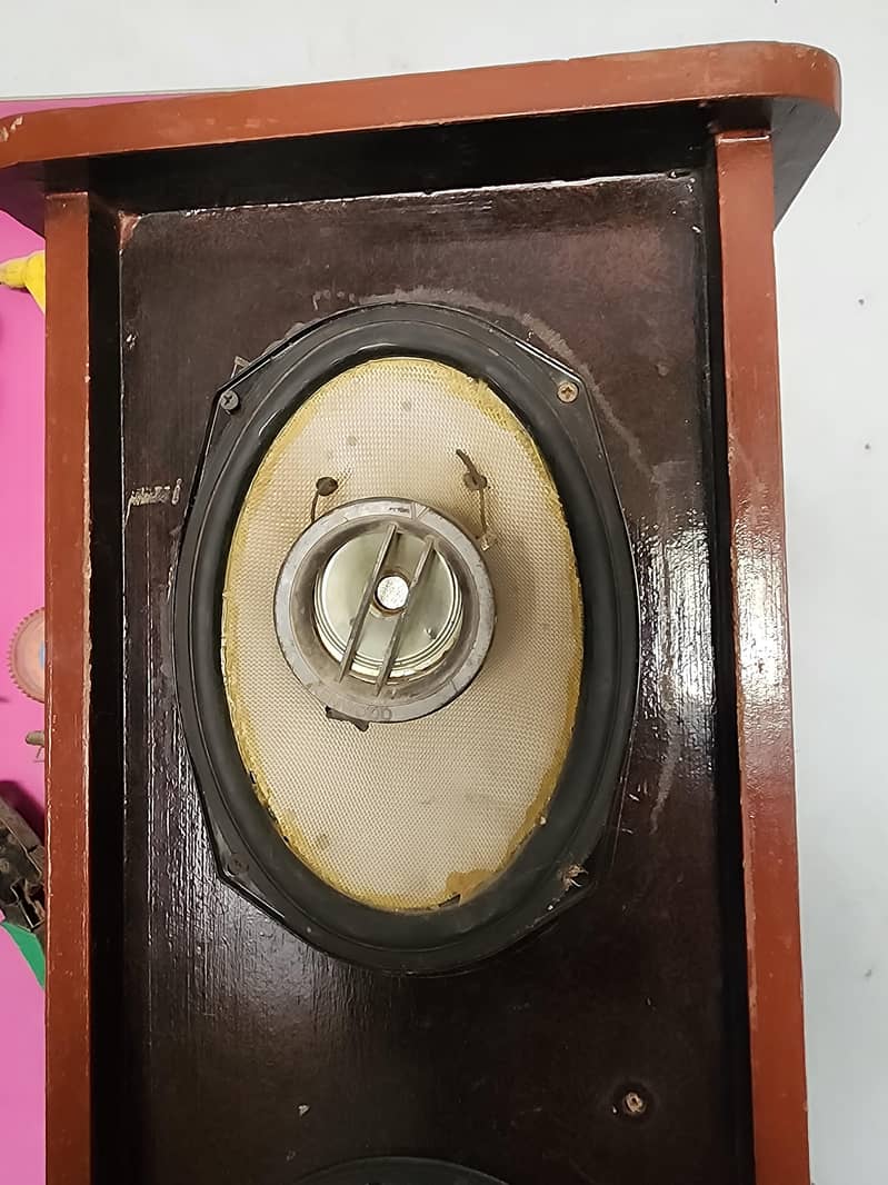 car audio 4