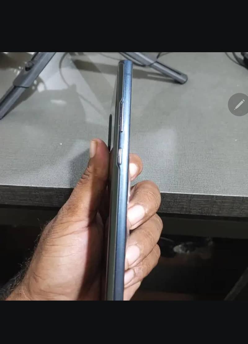 Samsung Mobile Note 10 Plus 1