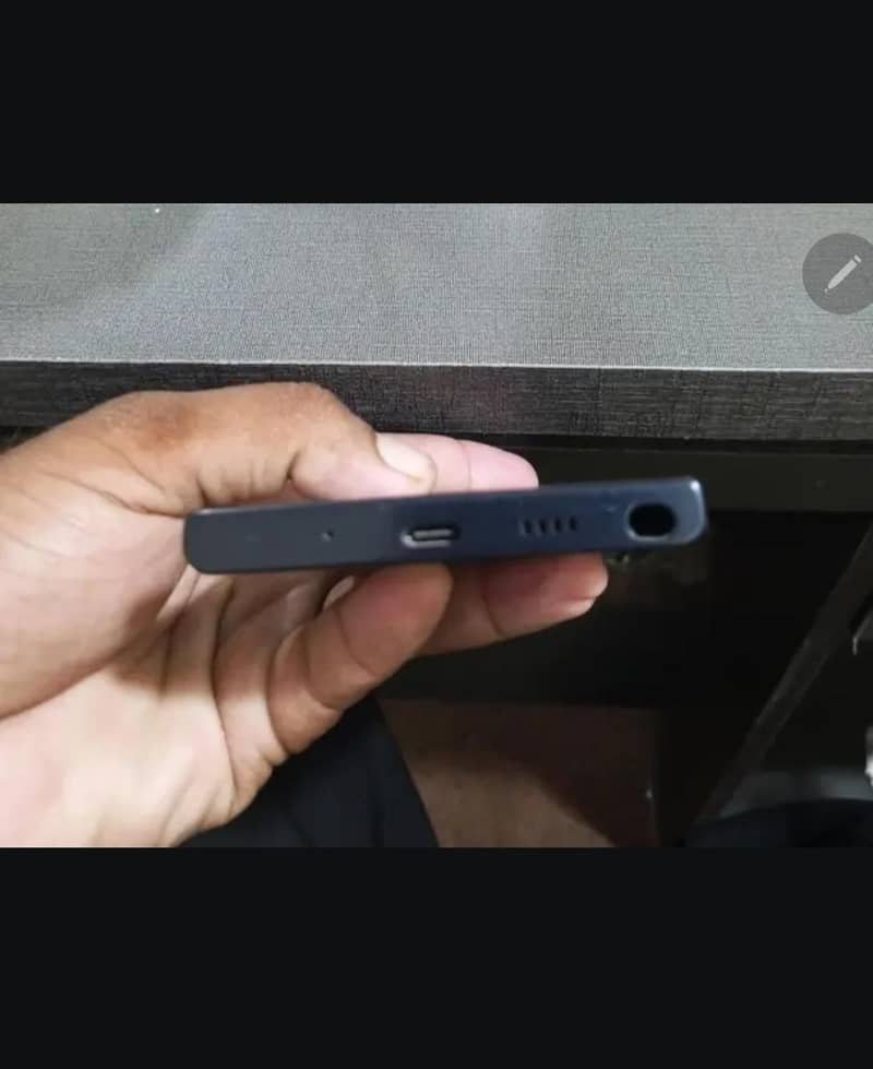 Samsung Mobile Note 10 Plus 3