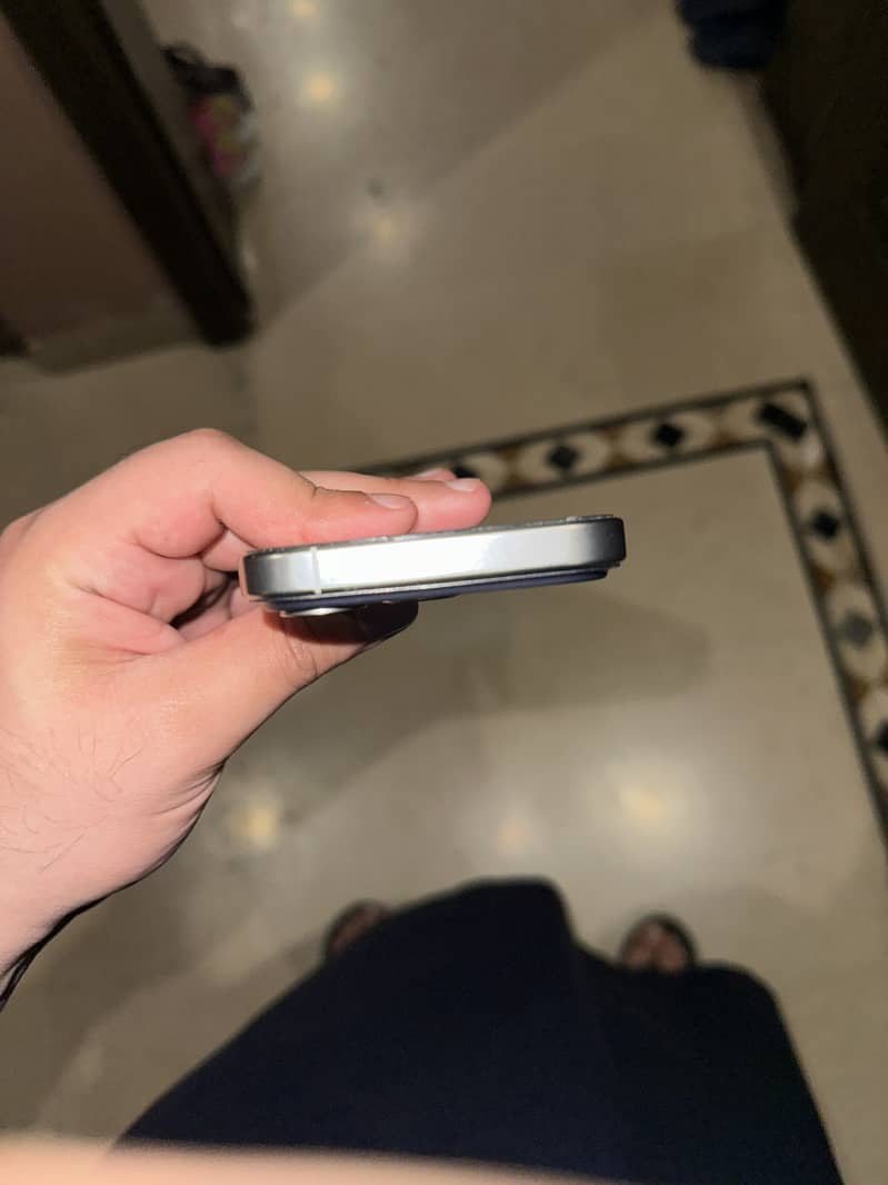 Apple iPhone 15 Pro 1
