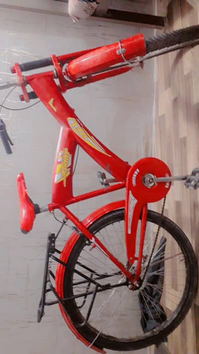 Sports Deluxe Mountain Cycle for Sale – Excellent Condition
