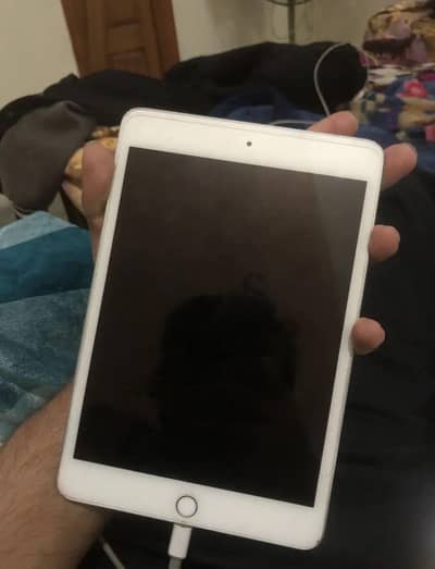 iPad mini 5 total Genuine With Box