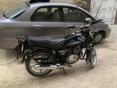 SUZUKI GS150 SE 2019 MODEL - half self start - excellent Condition
