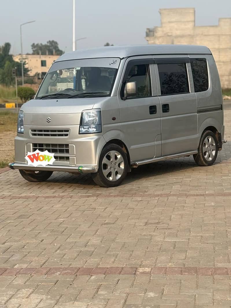 Suzuki Every 2012 1