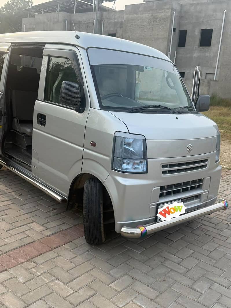Suzuki Every 2012 4