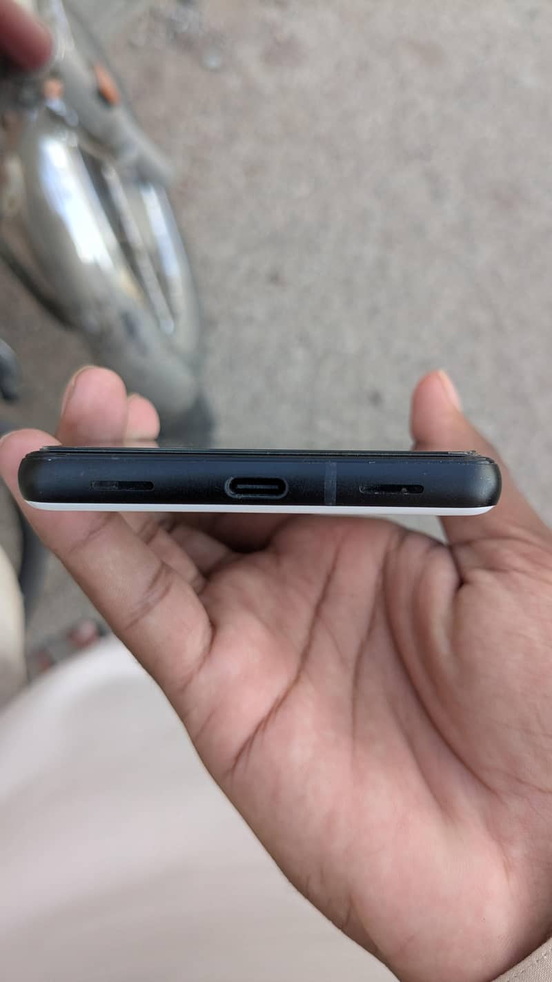 Google Pixel 6a 2