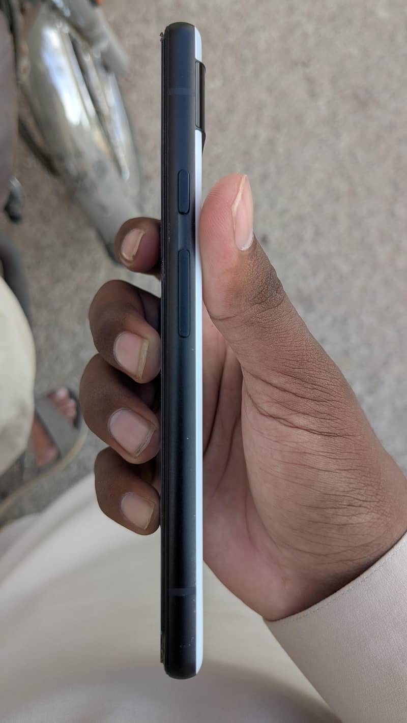 Google Pixel 6a 3