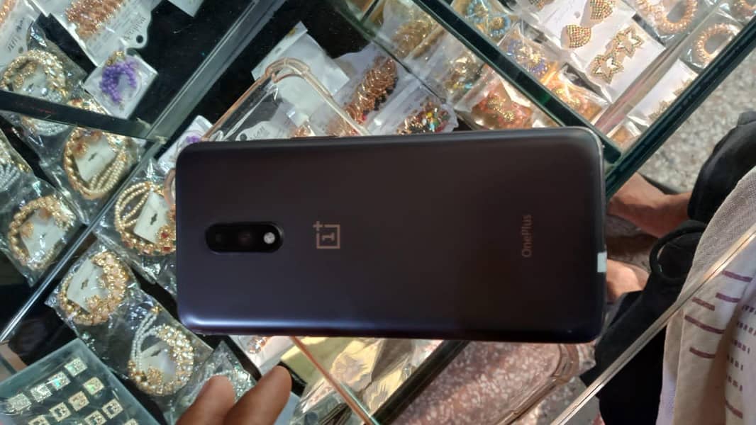 One Plus 7 5