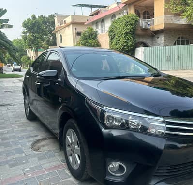 Toyota Corolla Altis Grande Model 2017