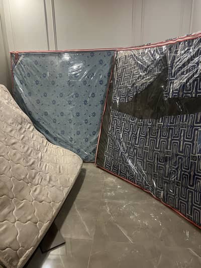 3 mattress in very good condition