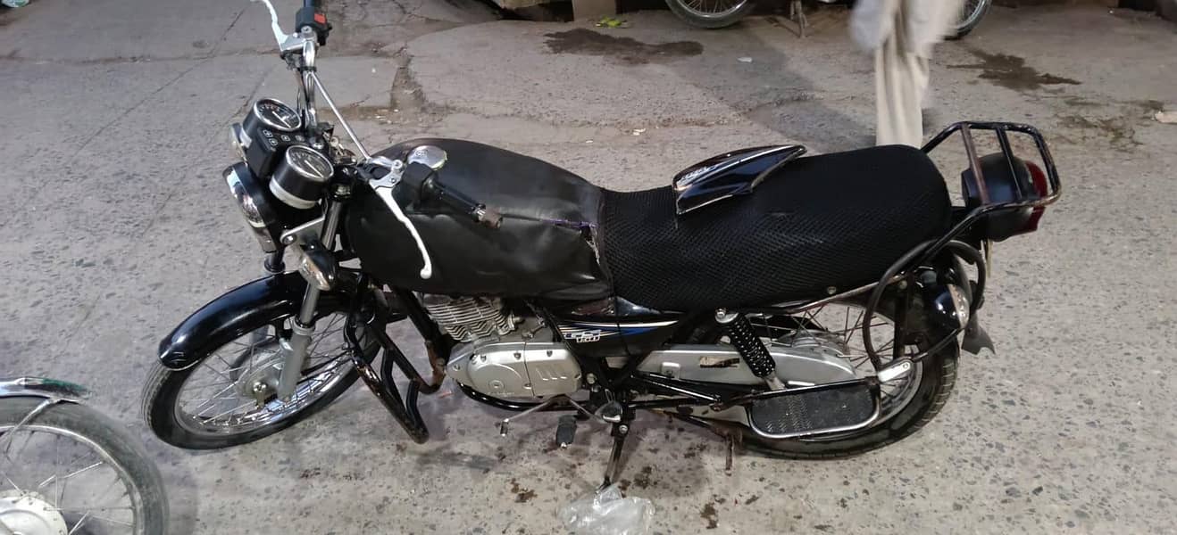 Suzuki 150 1