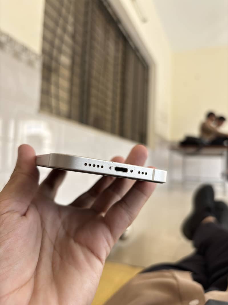 Apple iPhone 12 2