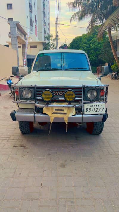 Toyota Land Cruiser 1986