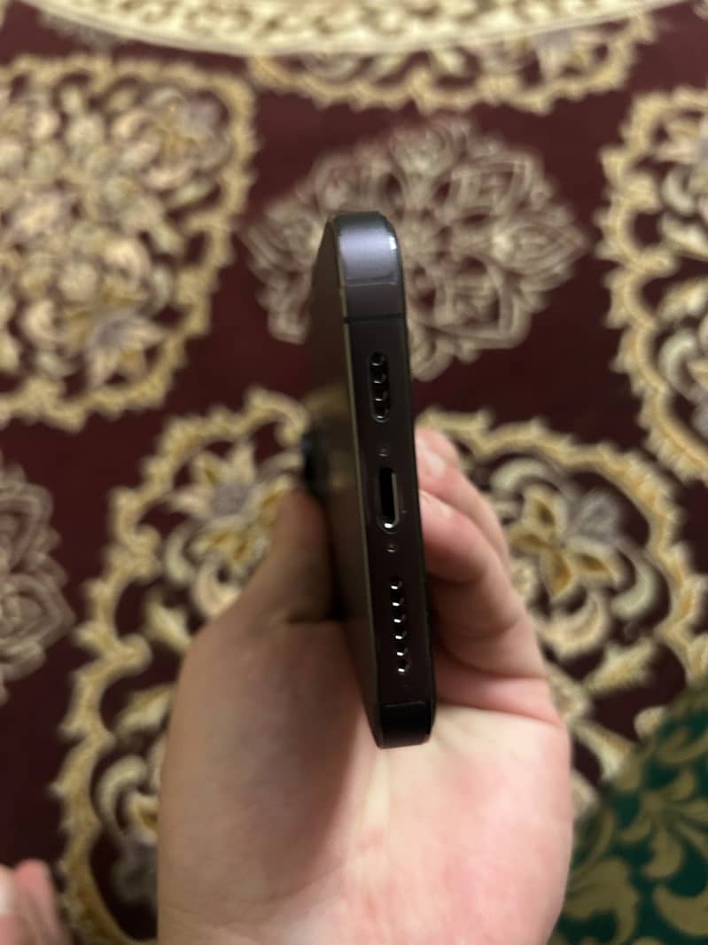 Apple iPhone 14 Pro Max 2