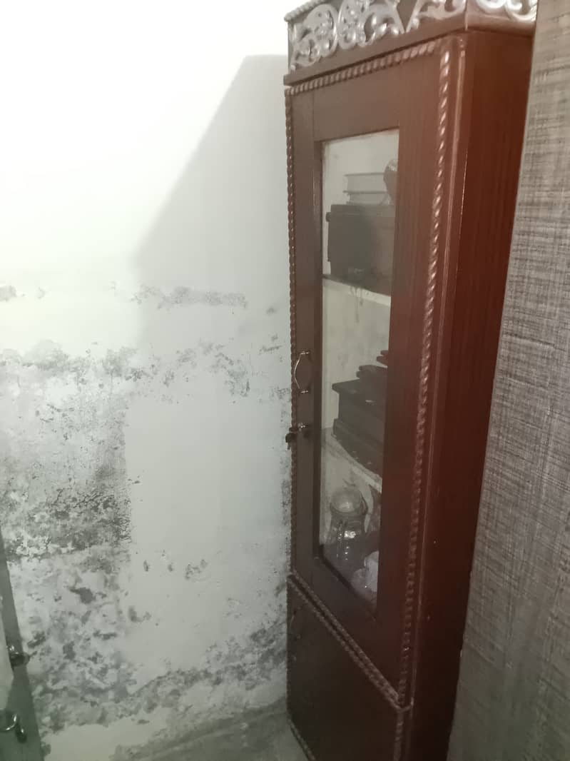 Dressing Table + Showcase 4