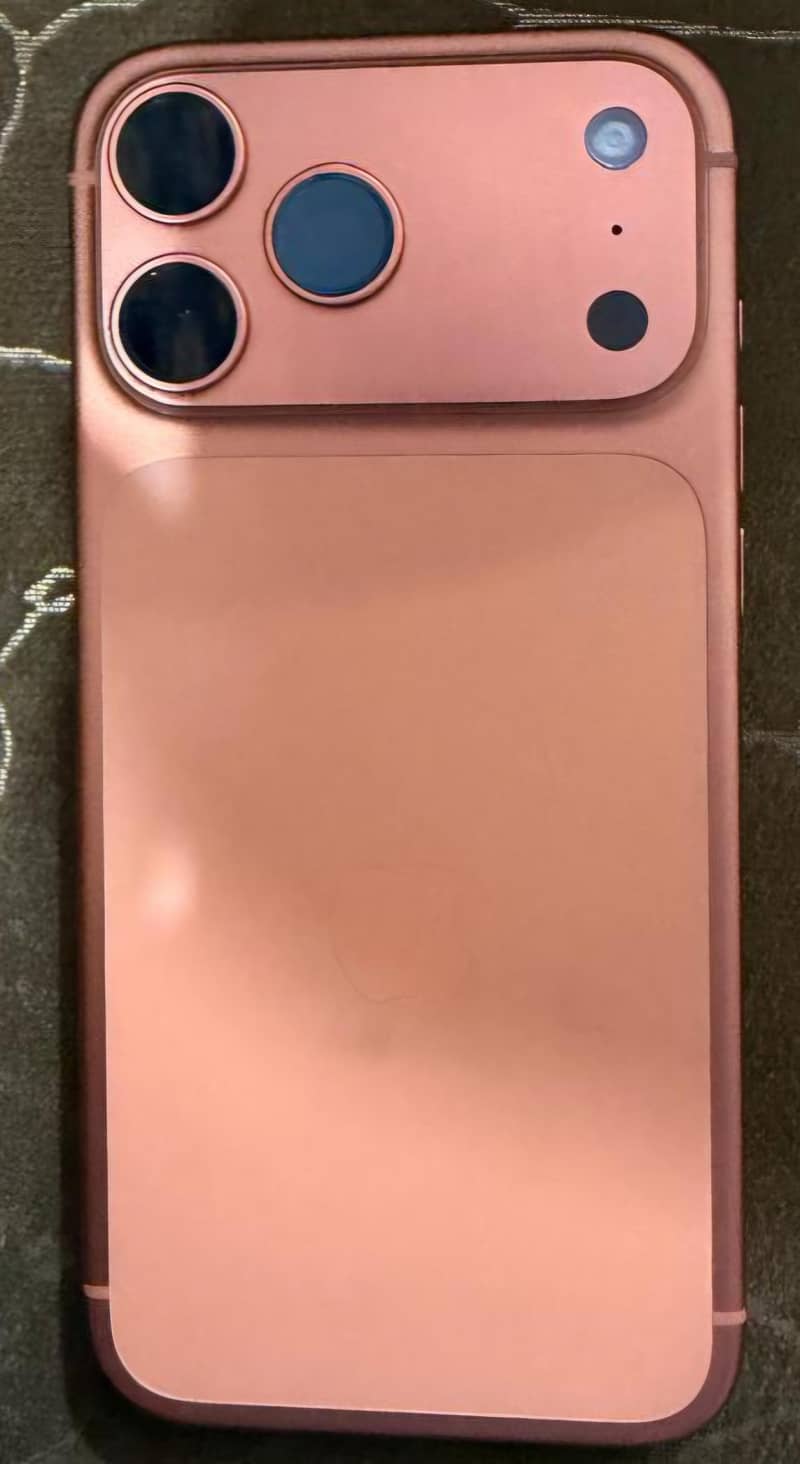 Apple iPhone 17 Pro Max 1