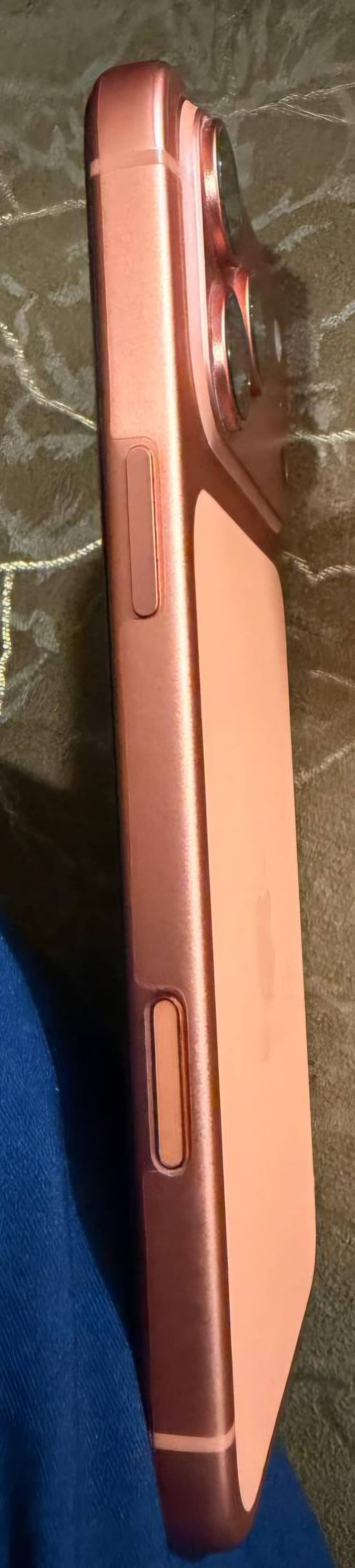 Apple iPhone 17 Pro Max 7