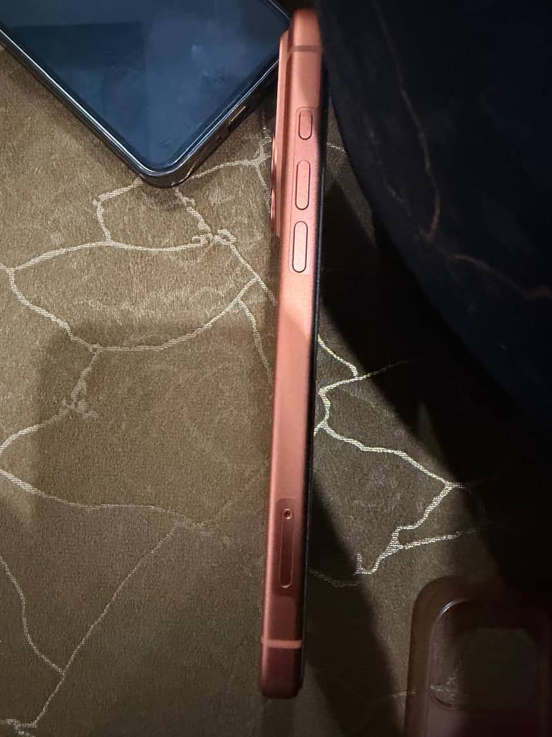 Apple iPhone 17 Pro Max 8
