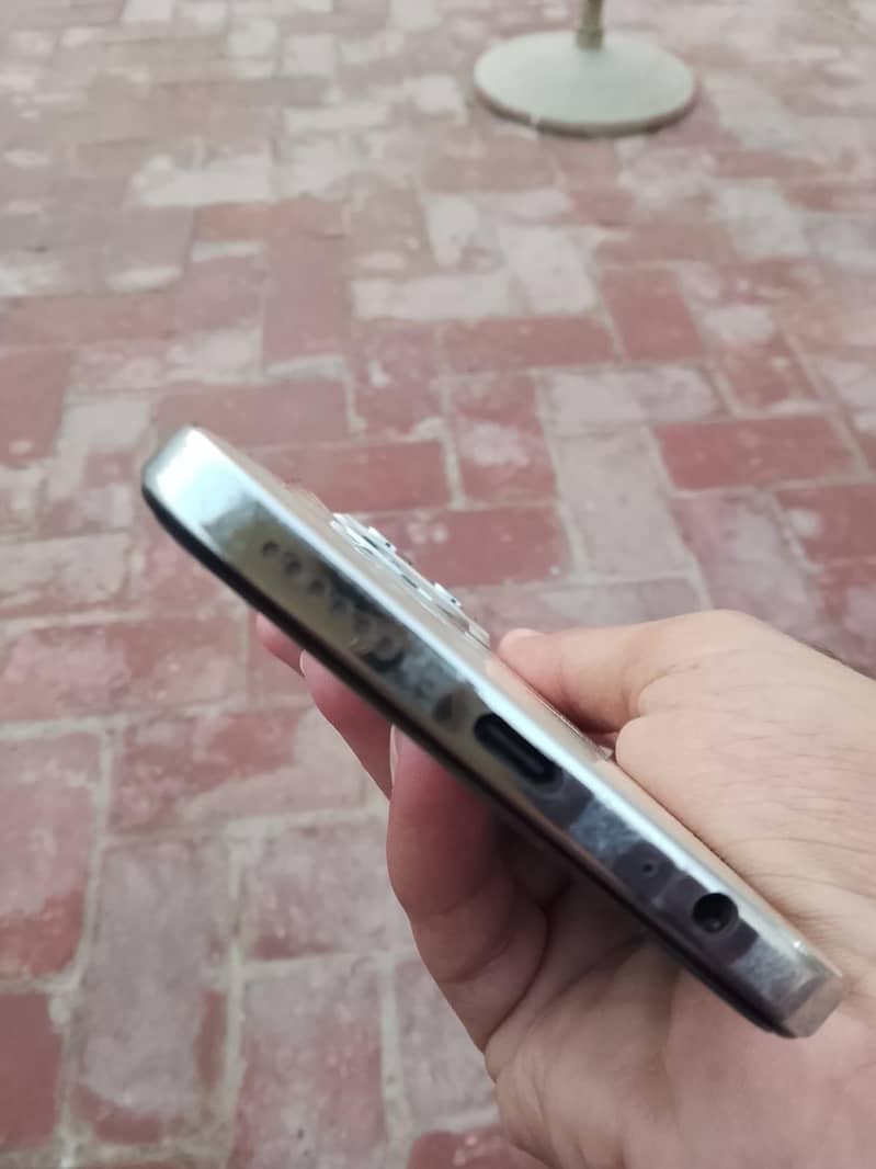 techno spark30 pro 3