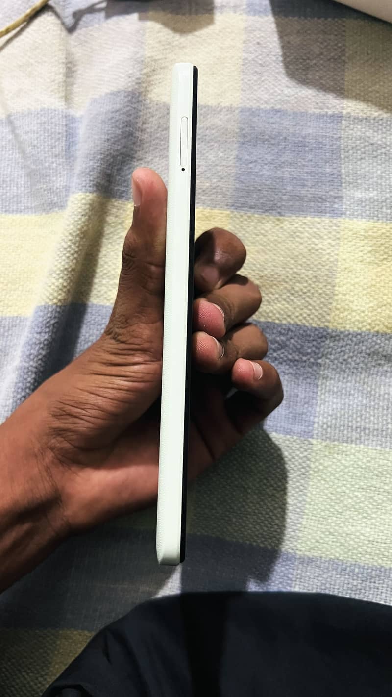 Xiaomi Redmi A2 Plus 3