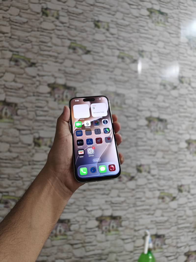 Apple iPhone 15 Pro  ( fix ) 4