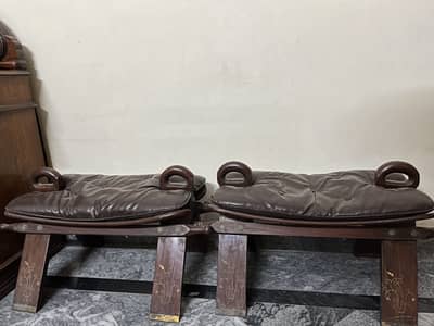 camel saddle stool