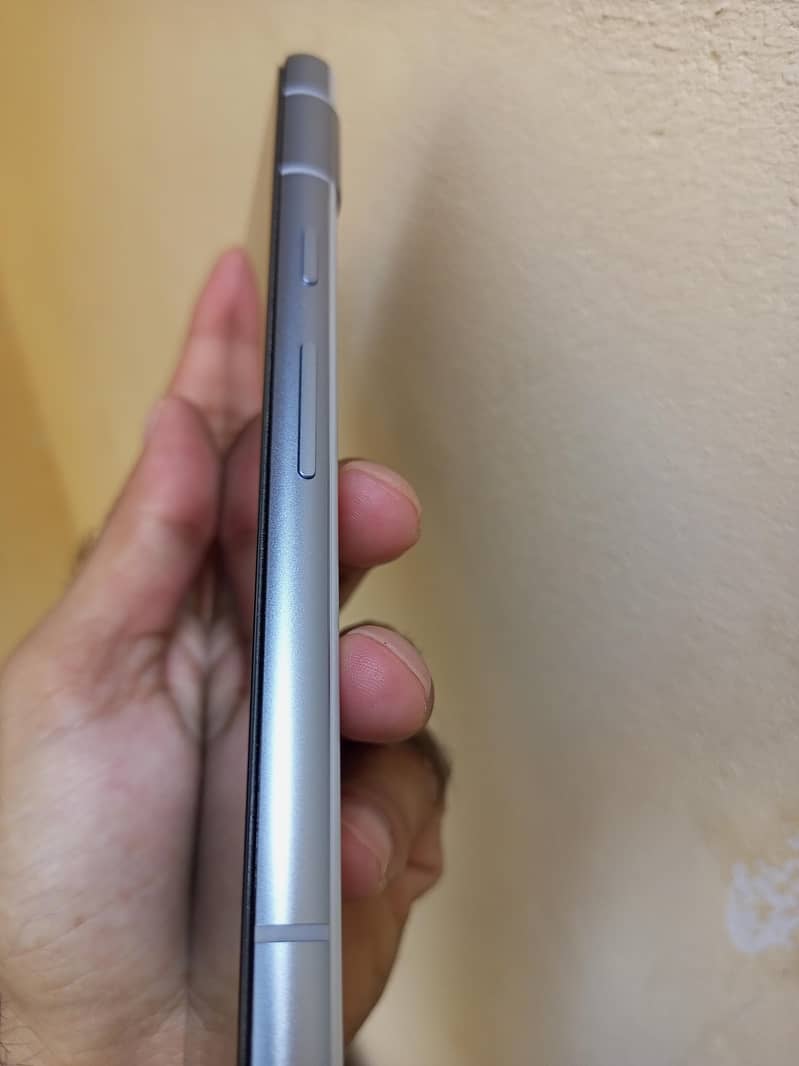 Google Pixel 7a 1