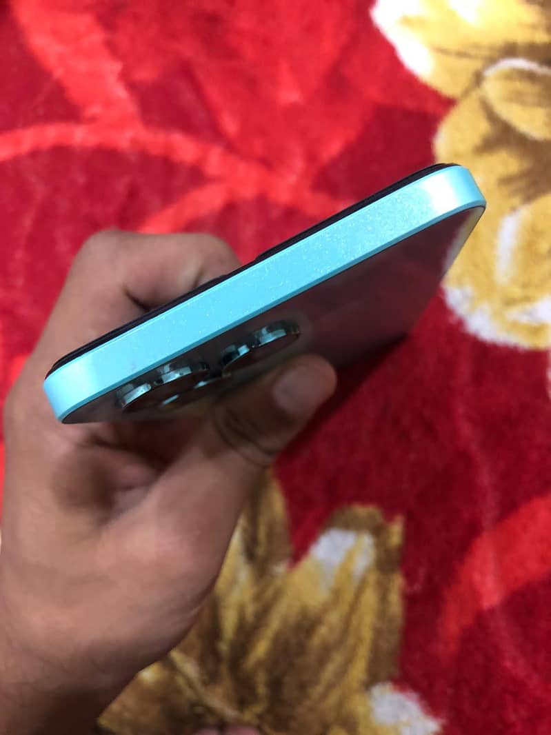 Realme C51 1