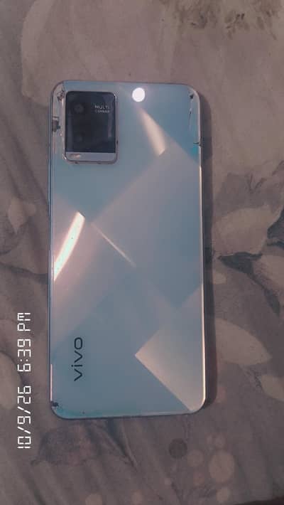 Vivo Y21