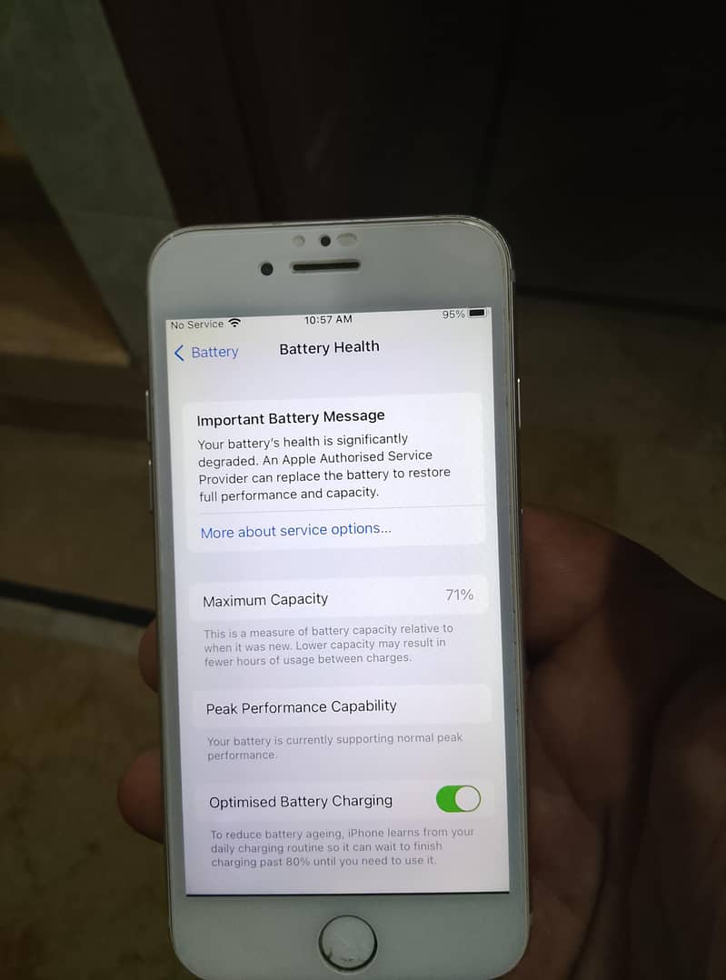 Apple iPhone 7 3