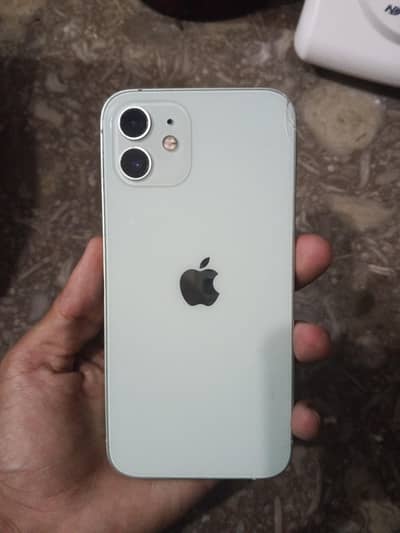 Apple iPhone 12