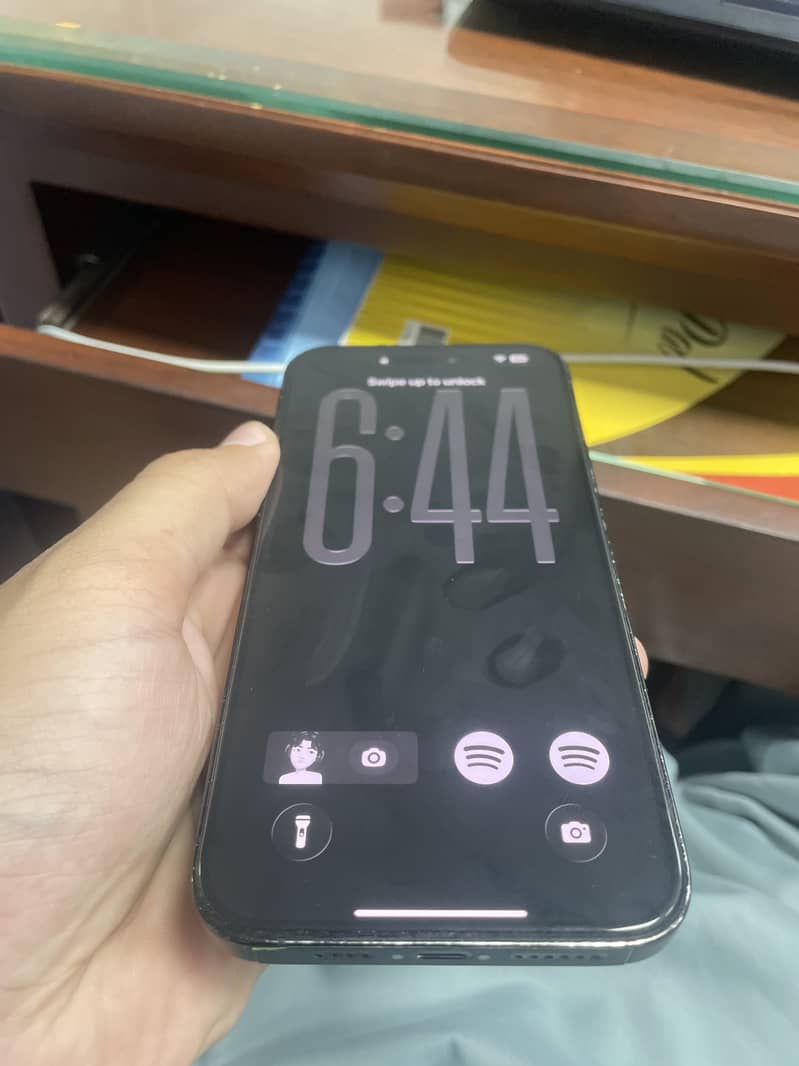 Apple iPhone 14 Pro Max 6