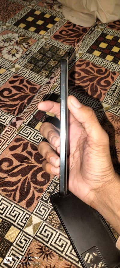 OPPO F21Pro