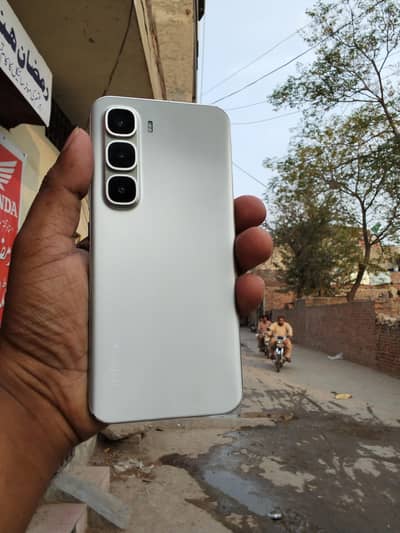 Infinix Hot 60 pro +
