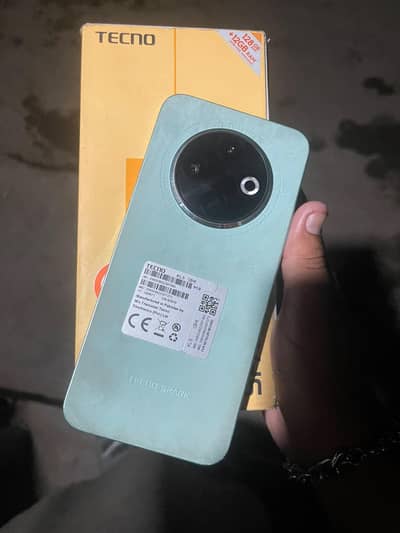 Tecno spark 30c complete box 6 128 finger nai chalti