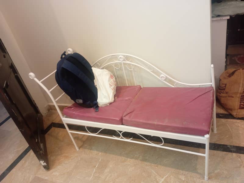 Metal Bed Set 3