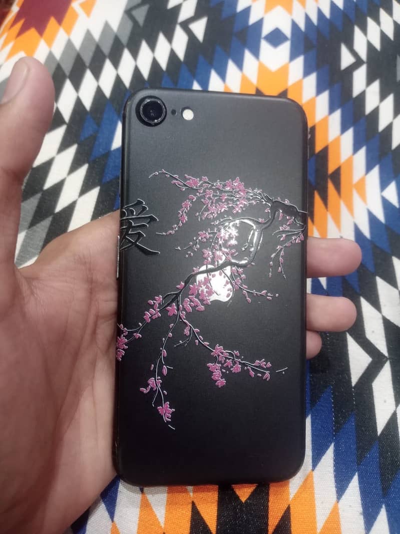 Apple iPhone SE 6