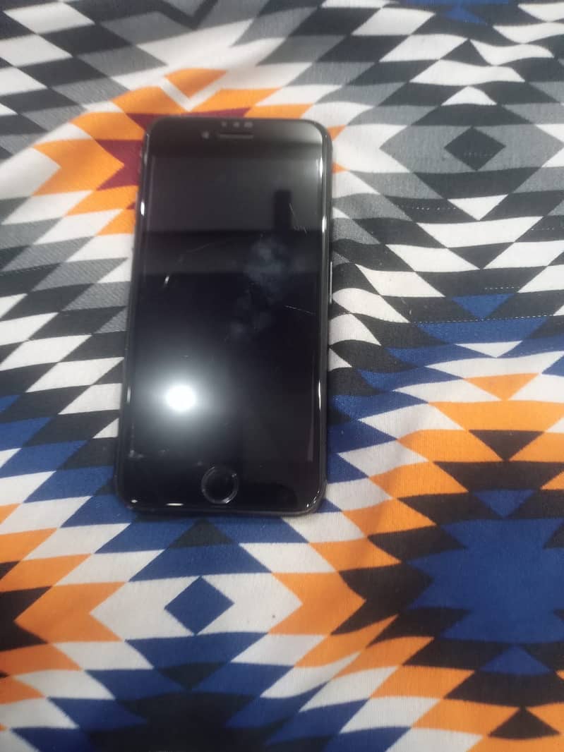 Apple iPhone SE 7