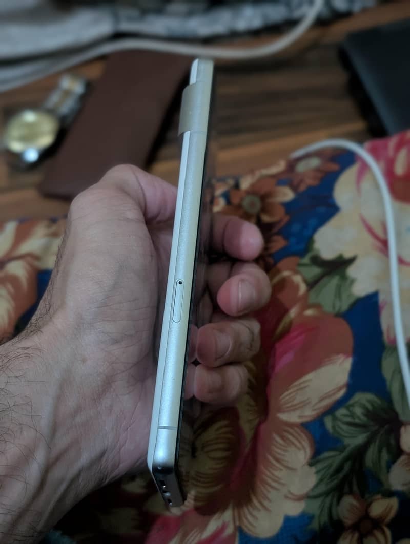 Google Pixel 7 3