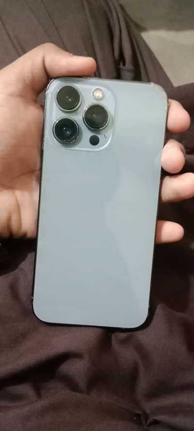 Apple iPhone 13 Pro