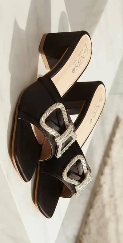 women's black platform heels