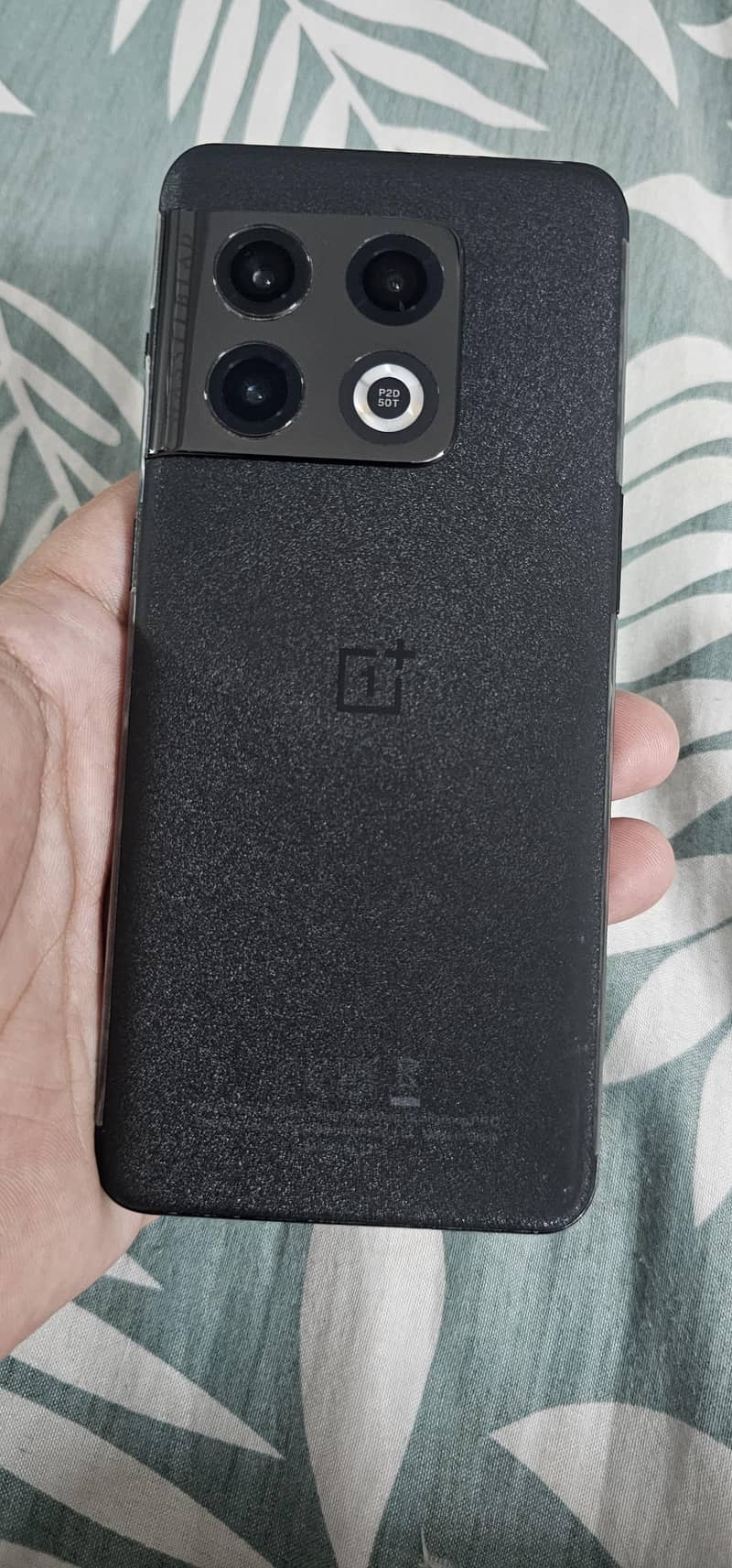One Plus 10 Pro 1