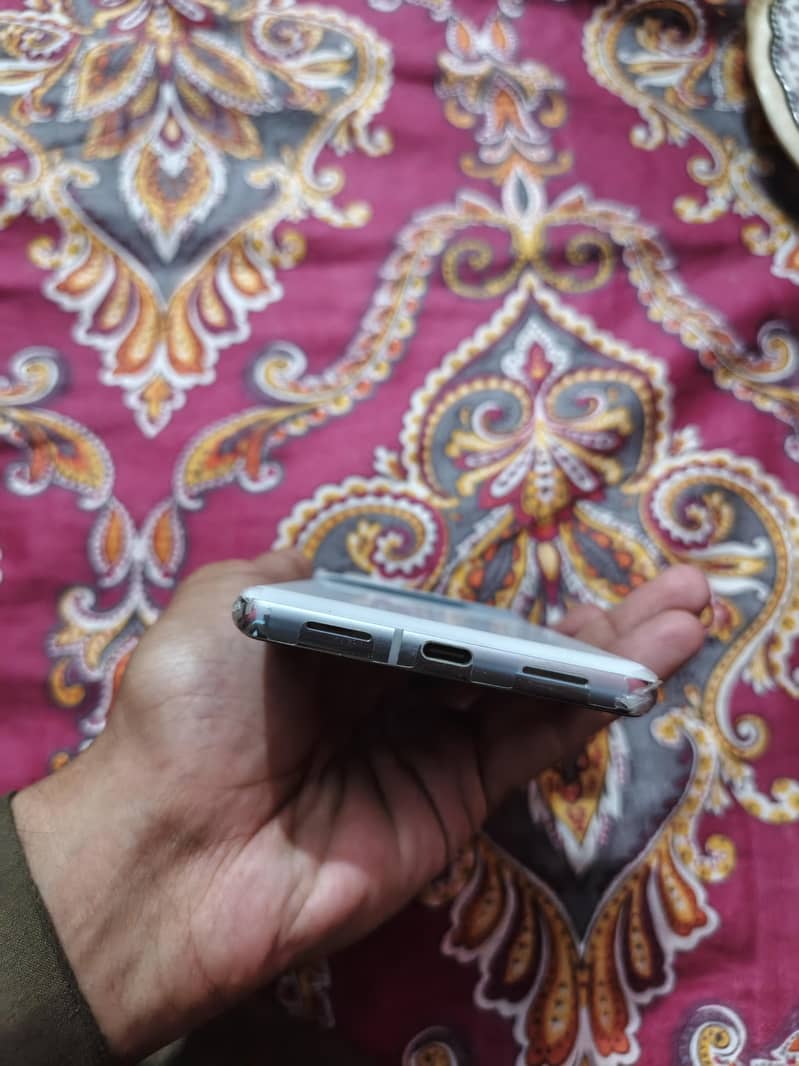 Google Pixel 7 Pro 4