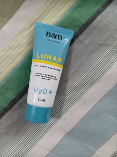 SUNSCREEN FOR OILY SKINSA